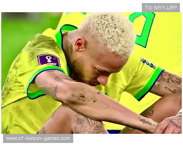 内马尔左路突破制造点球，巴西再占有利局面